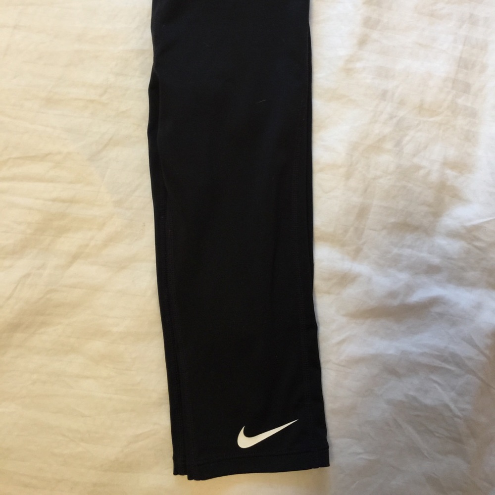 Girls Black Nike Pro Half-Leggings